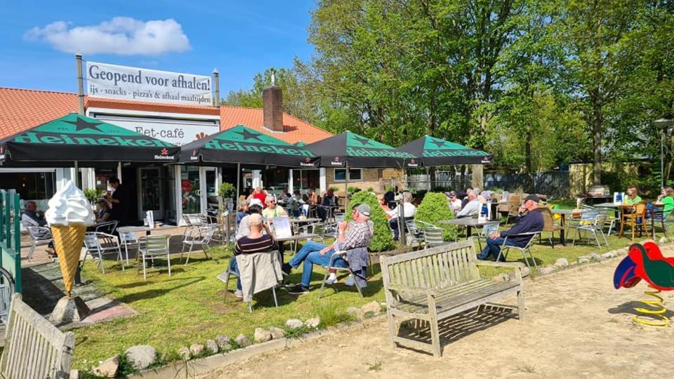 Stacaravan Huren In Het Hart Van Bosrijk Drenthe Op Recreatiepark De Tien Heugten Schoonloo Екстериор снимка